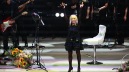 С емоции и хитове: Лили Иванова покори Русе