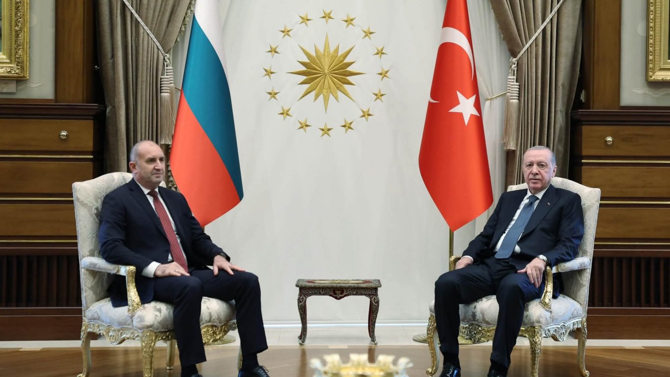 Парламентарни реакции след решението за договора с „Боташ“