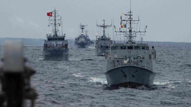 България получава 7 кораба за противоминна борба от Белгия и Нидерландия