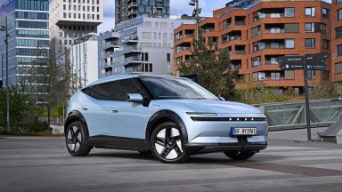 Новият Hyundai IONIQ 3 съчетава смел дизайн и високи технологии