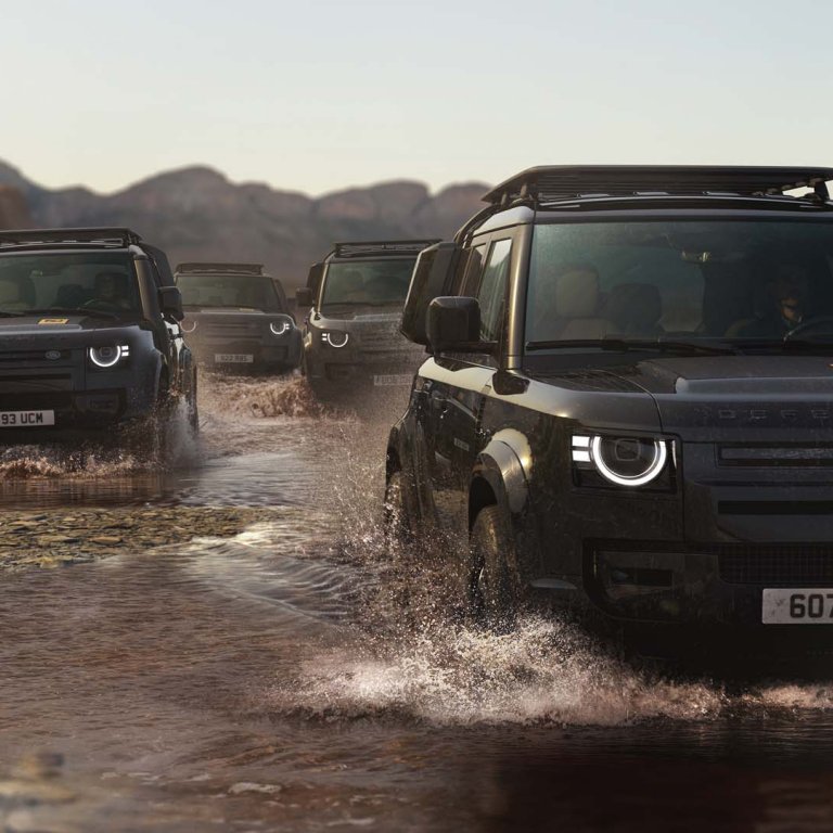 Land Rover Defender получи 6-местна версия и обновена гама от двигатели