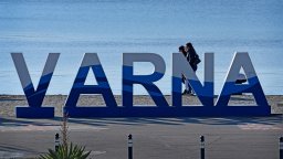 Ротаракт клуб-Варна дари медицинска апаратура на белодробната болница