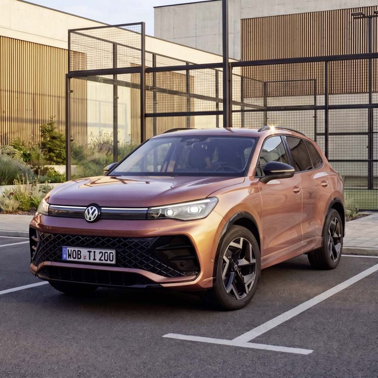 Volkswagen Tiguan празнува две десетилетия успешна история с Edition 20