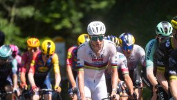 Тройната корона ще почака, Погачар аут от "Ла Вуелта" след ужасяващо падане (видео)