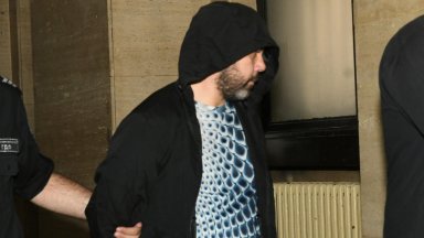 Педофилът, работил като охрана в столично училище, остава под домашен арест