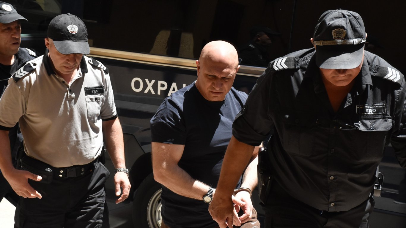 Съдът в Хасково потвърди задържането на Янко Полицая по обвинение в опит за убийство