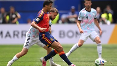 Четвъртфинал на Мондиала: Испания - Белгия 0:0, контузия за "червените дяволи" (на живо)
