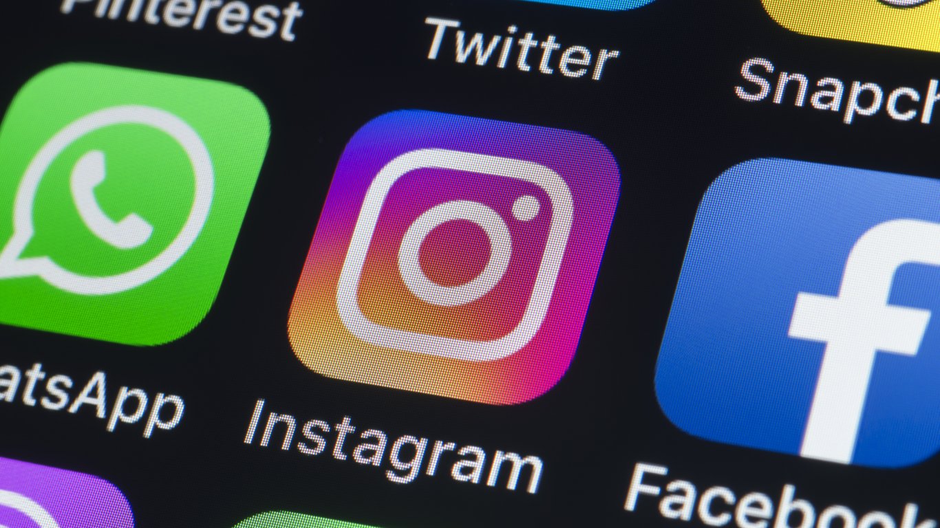 Проблеми със съдържанието: Instagram е показвал реклами, свързани с незаконни материали