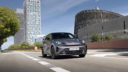 CUPRA Raval разширява гамата си с базов модел
