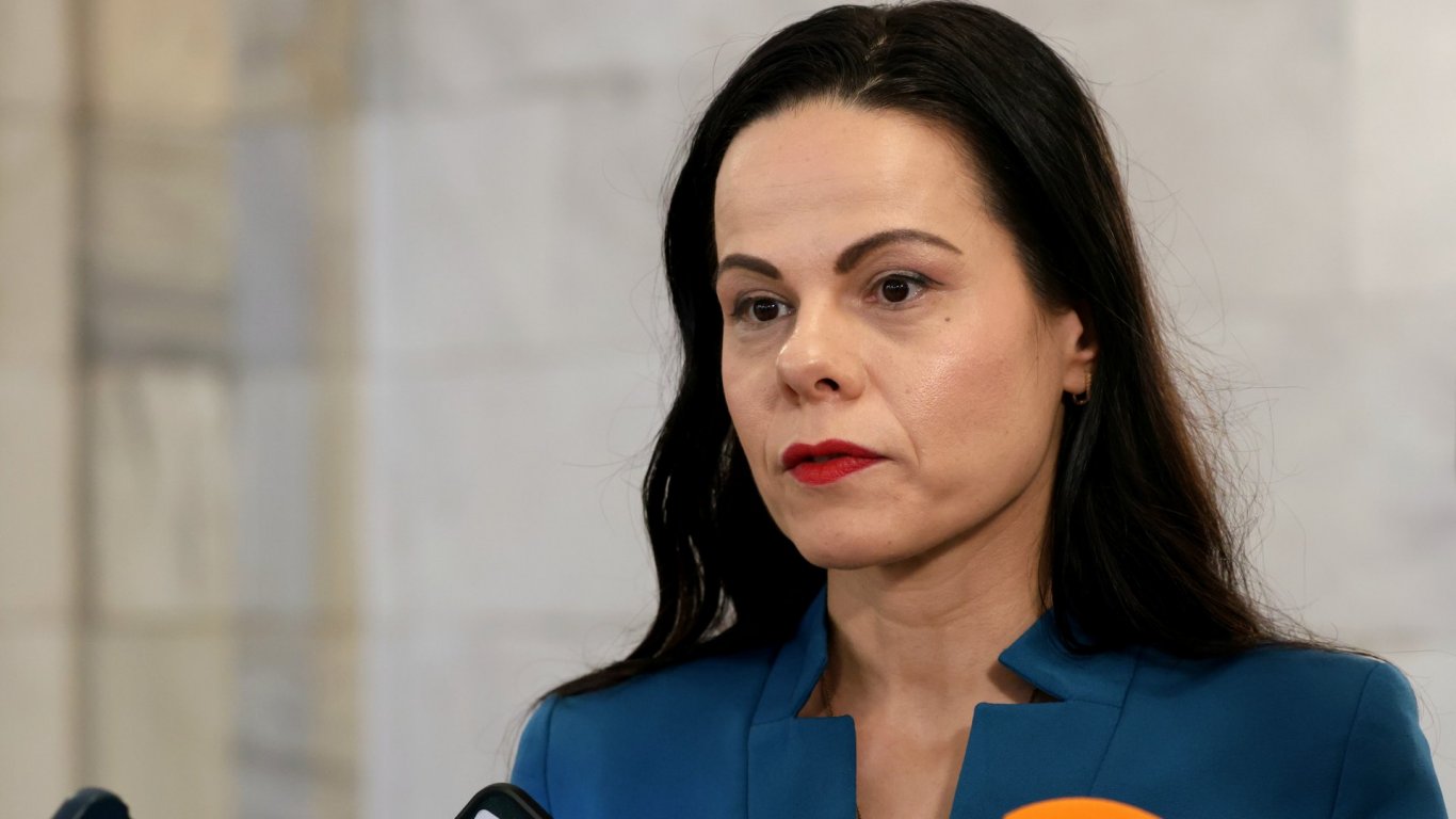 Здравният министър подкрепя търгове за лекарства от частни болници