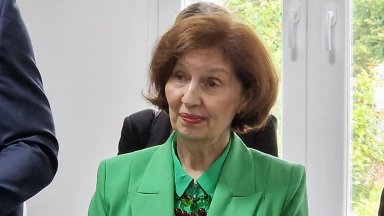 Силяновска: Отношенията на РСМ с България са толкова влошени, че сякаш са прекъснати