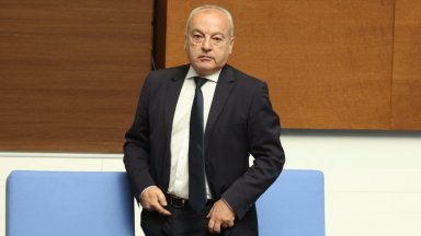 Гълъб Донев: Няма да пипаме данъци, ще останат такива, каквито са