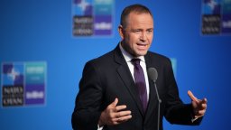 Полският президент наложи вето на закони за съжителството на еднополови двойки