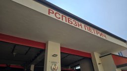 Заради силна буря в Петрич, Сандански и Кресна са подадени множество сигнали за възникнали инциденти