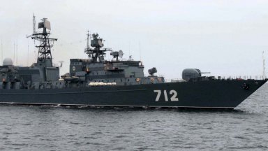 Руската фрегата "Неустрашими" проведе внезапно учение със стрелби в Ламанша