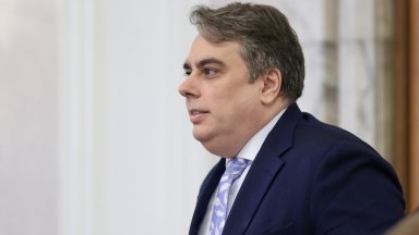 Асен Василев: Илияна Йотова е помилвала втори наркодилър, рецидивист и част от ОПГ