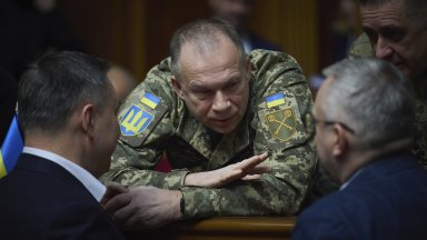 Зеленски освободи главнокомандващия украинската армия ген. Олександър Сирски