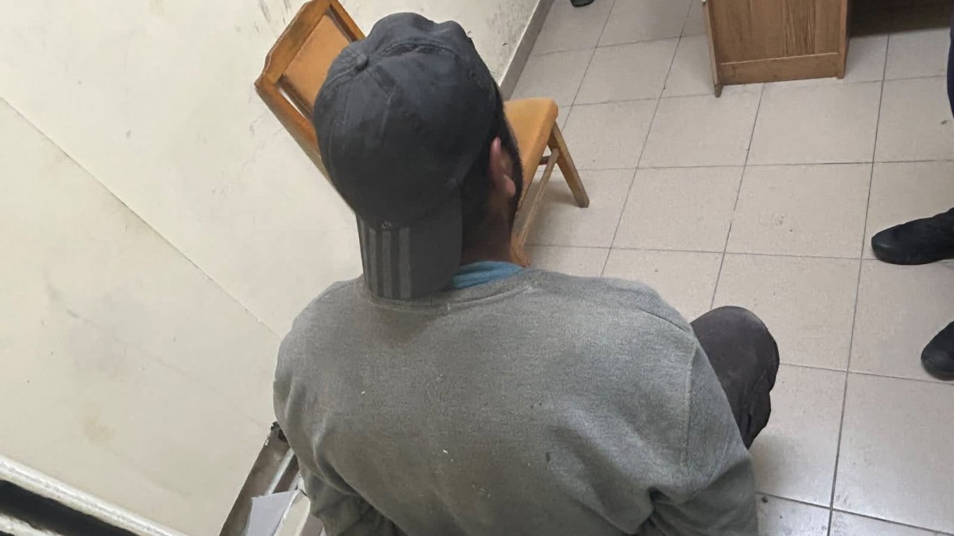 Полицията откри изчезнало 11-годишно момиче, задържан е мъж