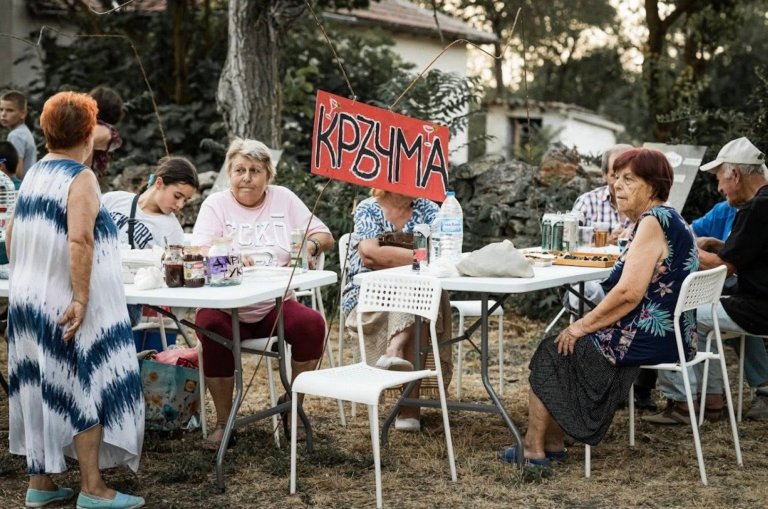 Опера в църквата