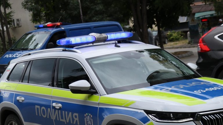 Масов бой с брадви и мотики в Средец, четирима са в болница