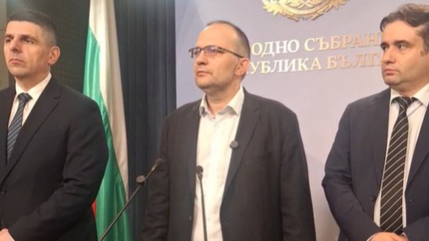 Политически реакции след обсъждането на Бюджет 2026: „Демократична България“ с критики към президентската институция