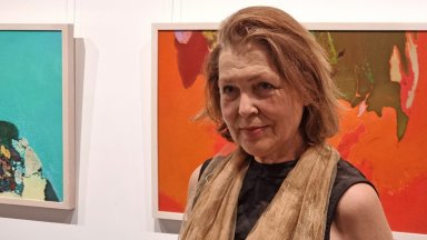Художничката Дарина Христова се завръща във Варна с изложбата "Картини от южния склон"