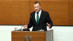Стоян Тричков от ПБ стана първият наказан депутат в новия парламент