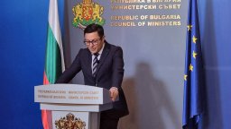 Кабинетът обяви две дружества на "Лукойл" за обекти от националната сигурност