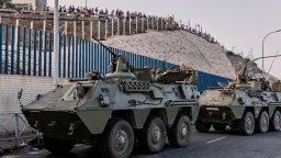 Българин в Сеута: Ситуацията е извън контрол, напливът вероятно е стотици хиляди мигранти