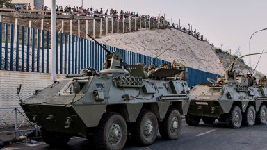 Българин в Сеута: Ситуацията е извън контрол, напливът вероятно е от стотици хиляди мигранти
