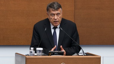 Министърът на образованието отговори за протестите в НАТФИЗ: Няма официално решение за изключване на НАТФИЗ от алианса FilmEU