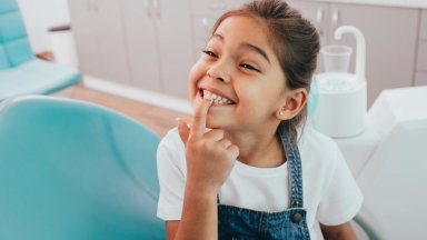 6 храни, които увреждат зъбите още от детството