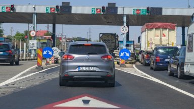 Румъния въвежда нови пътни такси, за колите ще е според екостандарта