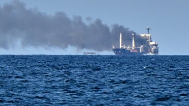 Най-малко трима са ранени при удар по турски товарен кораб с дронове в Черно море