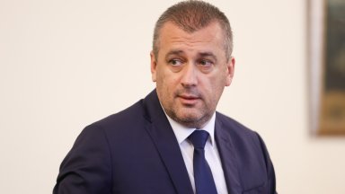 Транспортният министър смени ръководството на "Холдинг БДЖ"