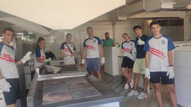 Спортът възпитава: таекуондисти помогнаха на детска градина
