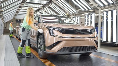 Skoda стартира производството на новия 7-местен Peaq в Млада Болеслав