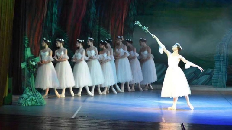Даниела Туртуманова-Стоянова и Емил Йорданов блестят в "Жизел"