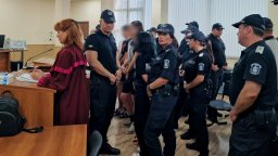 Учениците, убили Георги на Младежкия хълм, остават в килия. Побоят бил над час