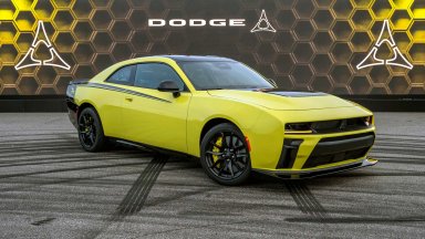 Новият Dodge Charger Super Bee произвежда мощност 600 к.с.