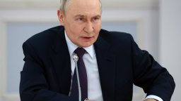 Дефицитът на руския бюджет надхвърли целта и достигна 2,5% от БВП 