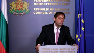 Държавата ускорява финансирането на общините и отчуждаването за "Струма“