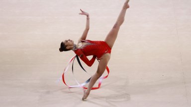 Ева Брезалиева е пета след две от общо осем групи в многобоя на Световното