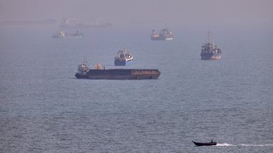 ОАЕ обвини Иран в пиратство след нова атака срещу кораби в Ормузкия проток