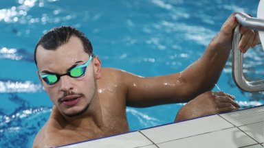 Петър Мицин донесе първи финал за България на Европейското по плуване