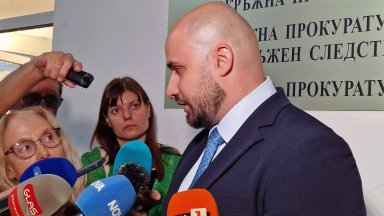 Трима от 18-те задържани от "Кръв и чест" в Пловдив са обвинени за нацизъм