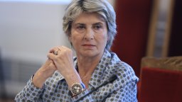 Весела Лечева поздрави гимнастичките ни за успехите на Световното
