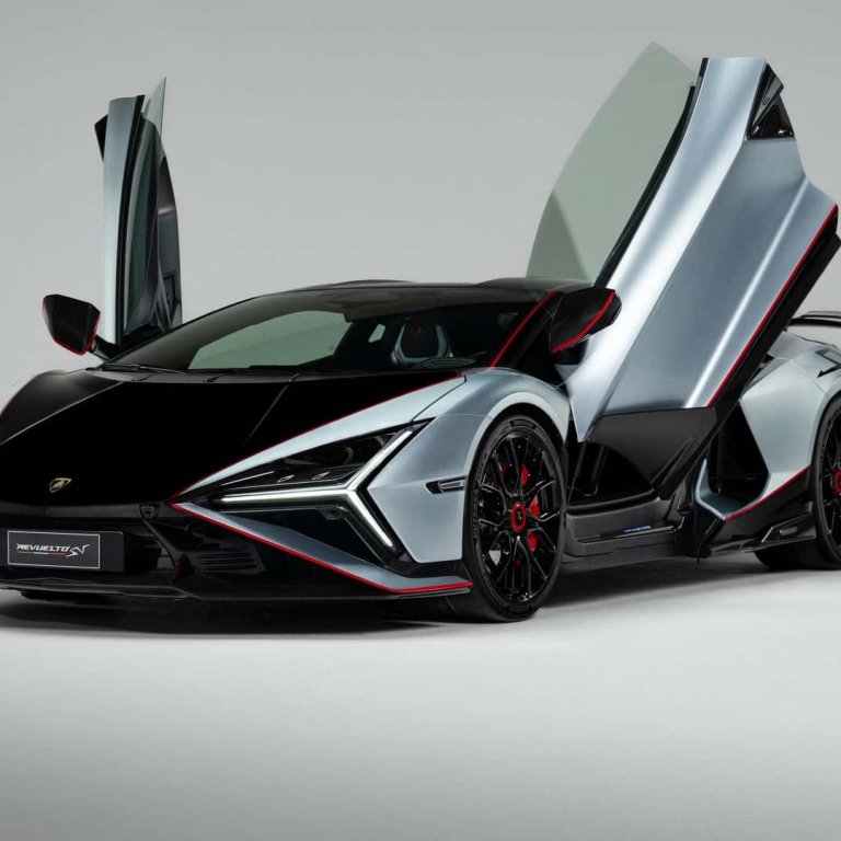 Lamborghini Revuelto SV крие чудовищна мощност от 1065 к.с. (видео)