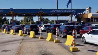 Отварят седмо трасе на "Дунав мост" в Русе заради засиления трафик към Румъния