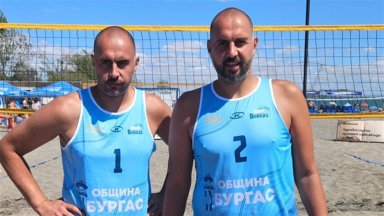 Дисквалифицираха братя Братоеви, след като се сбиха на плажен волейбол (Видео)